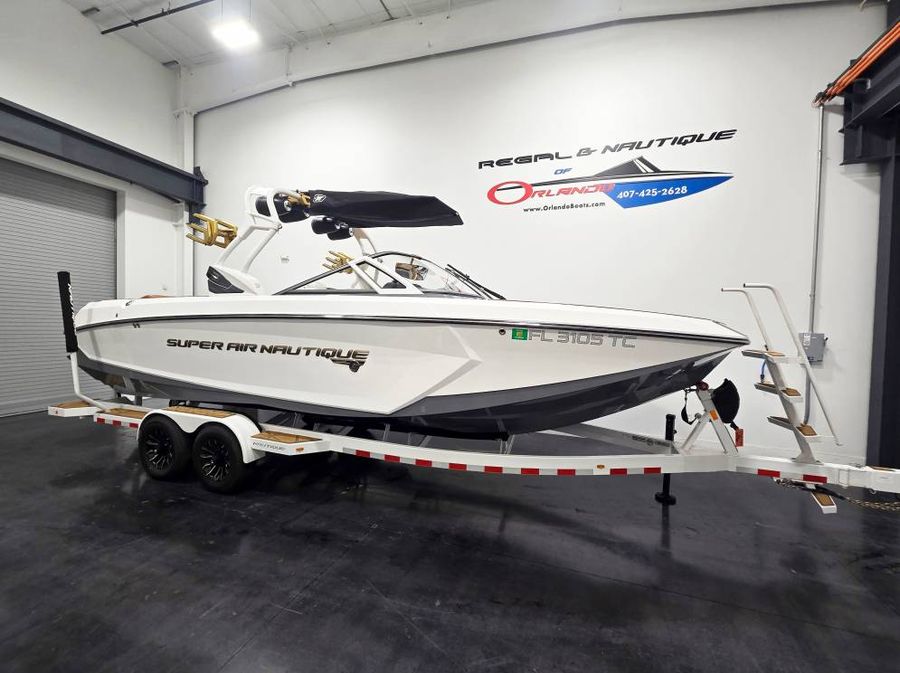 2016 Nautique G25, photo 2 of 17